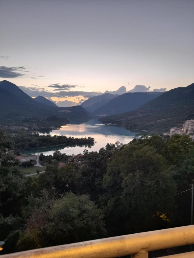 Casa Vacanze Daniela Villetta Barrea Εξωτερικό φωτογραφία